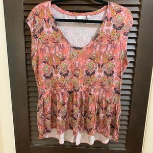 14th and Union ruffle top